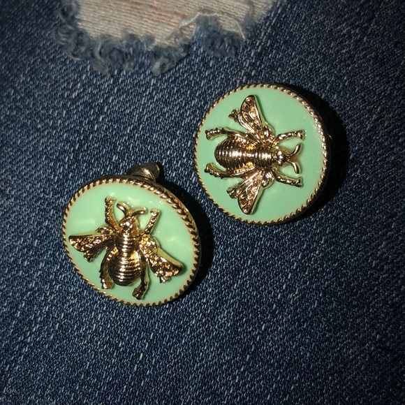 Forever 21 Jewelry - F21 Bee Stud Earrings Forever 21 Jewelry - F21 Bee Stud Earrings